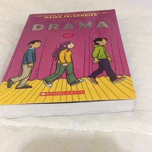 Drama by Raina Telgemeier